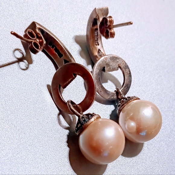 JJ Judith Jack Sterling Silver  Marcasite Drop down dangling Faux Pearl Earrings - Picture 11 of 11